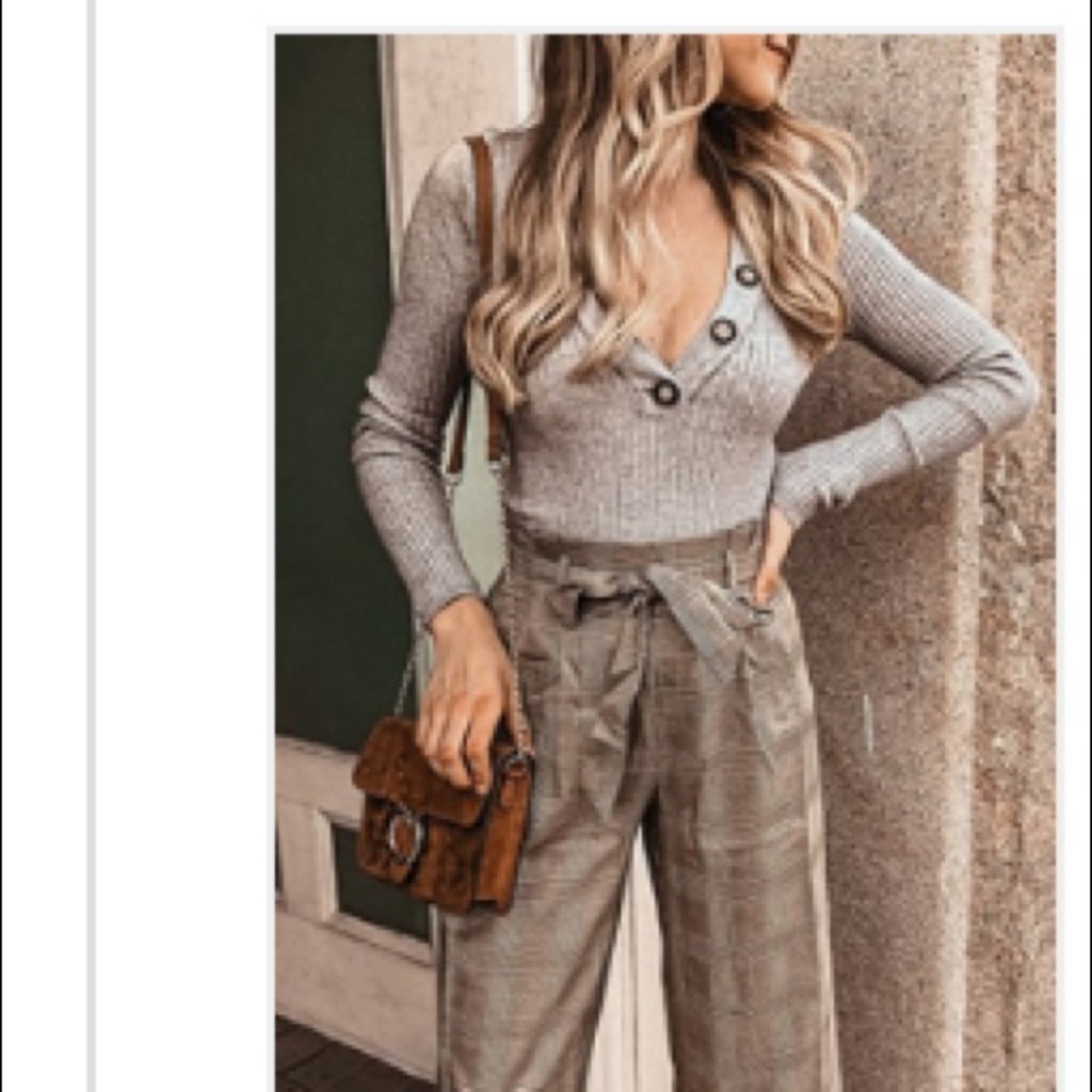 Crop Button V Neck Button Sweater